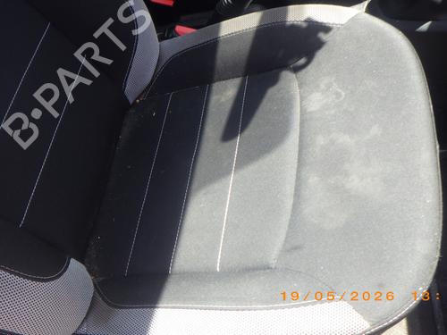 Banco frente direito Banco frente direito DACIA SANDERO II 1.0 SCe 75 (B8JC, B8JD, B8NC) (73 hp) 35956999 35956999