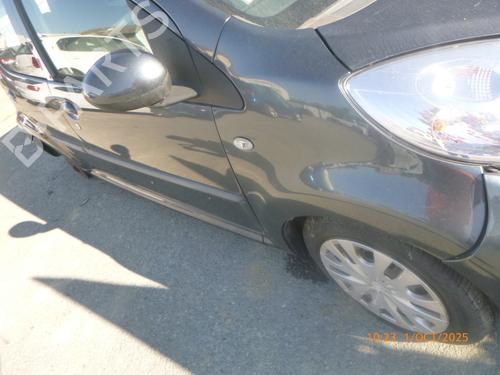 Right front fenders CITROËN C1 (PM_, PN_) 1.0 | BP29352858C42 