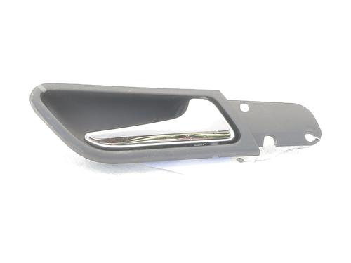 Used Front right interior door handle Front right interior door handle MERCEDES-BENZ B-CLASS Sports Tourer (W245) B 180 CDI (245.207) (109 hp) 26710904 26710904