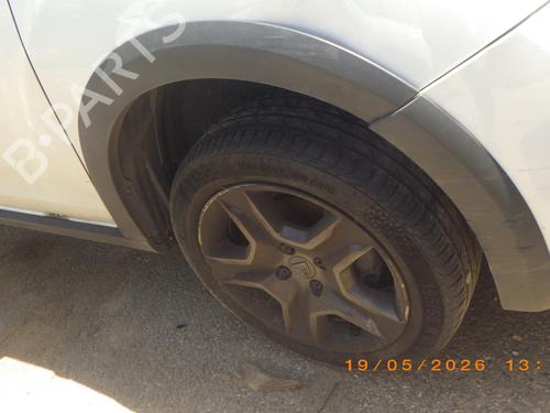 Aba guarda lamas frente direita Aba guarda lamas frente direita DACIA SANDERO II 1.0 SCe 75 (B8JC, B8JD, B8NC) (73 hp) 35956996 35956996