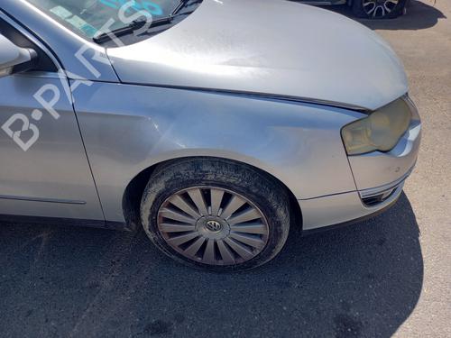 Forskærm Højre VW PASSAT B6 Variant (3C5) 2.0 TDI 16V (140 hp) 27925943