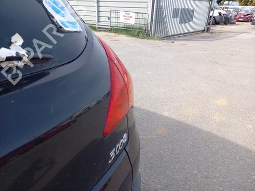 Used Right taillight PEUGEOT 3008 I MPV (0U_) 1.6 HDi (109 hp) 27890620
