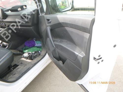 Used Front right panel Front right panel RENAULT KANGOO III Box Body/MPV 1.5 Blue dCi 75 (FJAA) (75 hp) 33025671 33025671