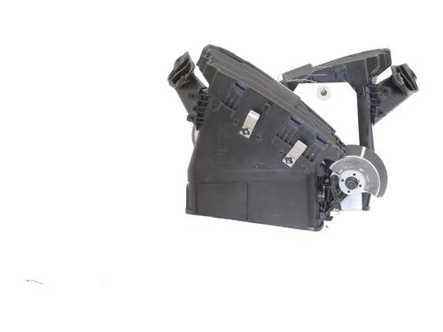 air-vent-ford-focus-iii-2010-2011-2012-2013-2014-2015-2016-2017-2018-2019-2020-27361485 main image