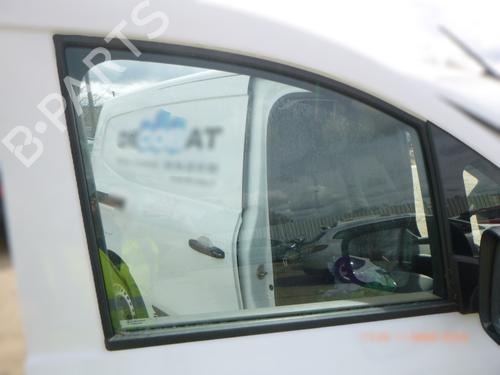 front-right-door-window-renault-kangoo-iii-box-bodympv-2021-33118846 main image