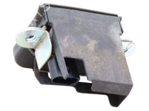 Tailgate lock VW GOLF VI (5K1) 2.0 TDI | BP29864414C101