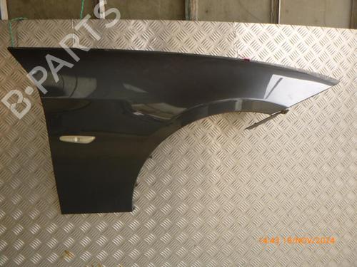 Used Right front fenders BMW 3 (E90) 320 i (150 hp) 24240466
