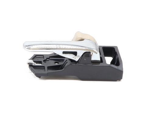 Used Front right interior door handle Front right interior door handle LEXUS IS I (_E1_) 200 (GXE10) (155 hp) 33019475 33019475