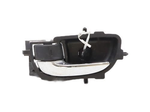 Używane Klamka wewnętrzna drzwi przednich lewych TOYOTA AYGO (_B4_) 1.0 (KGB40) (69 hp) 31024552