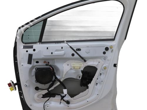 Used Right front door Right front door PEUGEOT 5008 (0U_, 0E_) 1.6 BlueHDi 120 (120 hp) 35921547 35921547