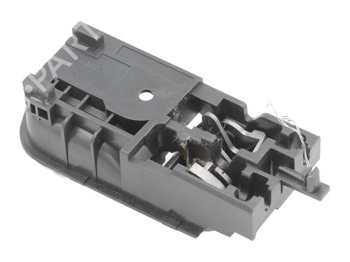 Used Front left interior door handle Front left interior door handle SUZUKI SWIFT III (MZ, EZ) 1.3 (RS413, ZC11S) (92 hp) 26455734 26455734