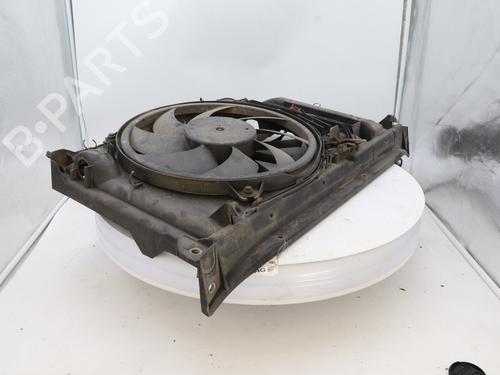 Frontplade/Frontkurv Frontplade/Frontkurv PEUGEOT 206 CC (2D) 1.6 16V (2DNFUF, 2DNFUR) (109 hp) 28588242 28588242
