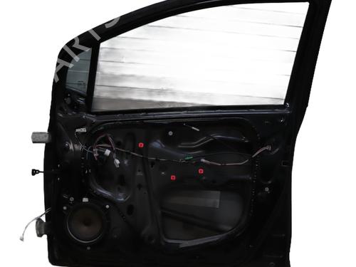 Used Right front door Right front door TOYOTA YARIS (_P9_) 1.4 D-4D (NLP90_, NLP90R) (90 hp) 30156950 30156950