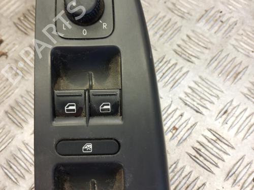 Used Left front window switch Left front window switch VW GOLF V (1K1) 1.9 TDI (105 hp) 33947921 33947921