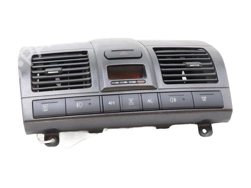 Grille d'aération SSANGYONG REXTON / REXTON II (GAB_) 2.7 Xdi (163 hp) 31811272