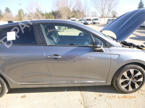 Used Right front door RENAULT CLIO V (B7_) 1.5 Blue dCi 100 (B7AD) (101 hp) 31298386