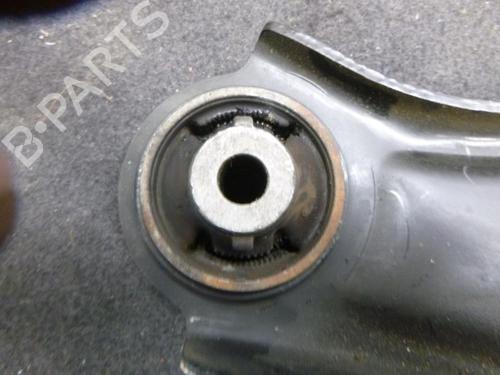 Left front suspension arm RENAULT KADJAR (HA_, HL_) 1.2 TCe 130 (HLMR) | BP24243161M12
