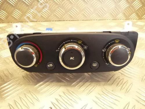 Climate control RENAULT CLIO IV (BH_) 1.5 dCi 75 | BP24242410I5 