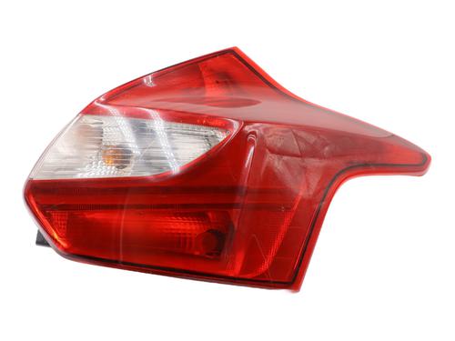 Used Right taillight FORD FOCUS III 1.6 TDCi (115 hp) 31977380