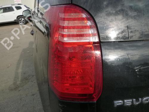 Used Left taillight Left taillight PEUGEOT 5008 (0U_, 0E_) 1.6 HDi (112 hp) 33947932 33947932