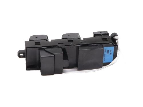 Used Left front window switch Left front window switch SUZUKI IGNIS III (MF, FF) 1.2 (ATK412) (90 hp) 35990037 35990037