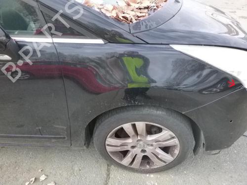 Used Right front fenders PEUGEOT 5008 (0U_, 0E_) 1.6 HDi (112 hp) 24242617