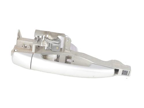 Used Front right exterior door handle PEUGEOT 407 (6D_) 2.0 HDi 135 (6DRHRH, 6DRHRE, 6DRHRG, 6DRHRJ) (136 hp) 26660991
