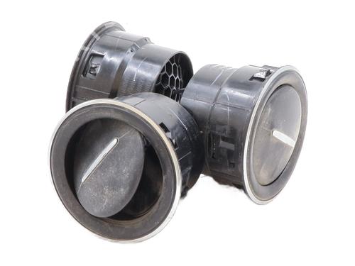 Used Air vent DACIA DUSTER (HM_) 1.5 dCi 110 (HMAB) (109 hp) 29315721