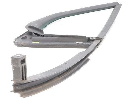 Front right quarter glass CITROËN C3 II (SC_) 1.4 | BP29161625C112 