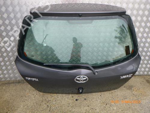 Bakluke CC/Kombi-Kupé TOYOTA YARIS (_P9_) 1.4 D-4D (NLP90_, NLP90R) (90 hp) 24241389
