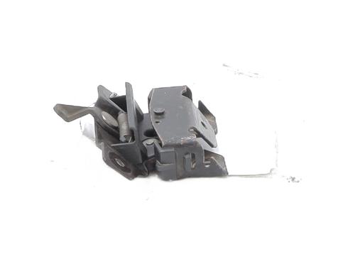Used Tailgate lock PEUGEOT 106 II (1A_, 1C_) 1.5 D (57 hp) 28797915