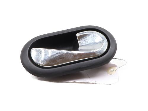 Used Rear right interior door handle Rear right interior door handle DACIA DUSTER (HS_) 1.2 TCe 125 (125 hp) 29737490 29737490