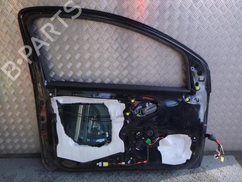 Dør venstre fortil Dør venstre fortil PEUGEOT 107 (PM_, PN_) 1.0 (68 hp) 24241312 24241312