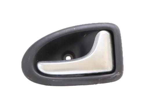 Maneta interior trasera derecha Maneta interior trasera derecha RENAULT CLIO II (BB_, CB_) [1998-2016] 36468366 36468366