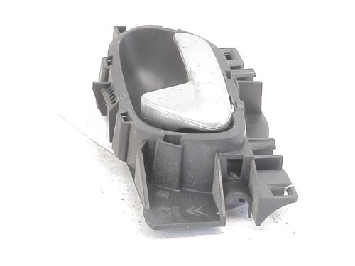 Used Front left interior door handle PEUGEOT 208 I (CA_, CC_) 1.6 HDi / BlueHDi 75 (75 hp) 27482873