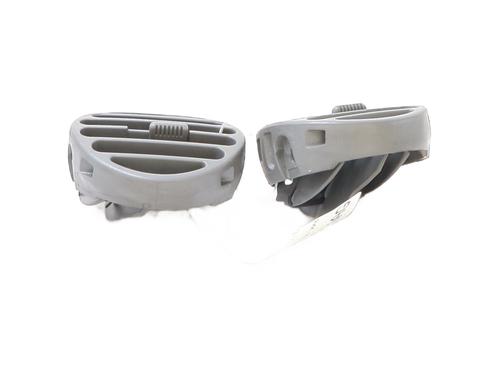 Air vent RENAULT TWINGO I (C06_) 1.2 (C066, C068) | BP30130203I21
