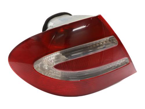Used Left taillight MERCEDES-BENZ CLK (C209) CLK 270 CDI (209.316) (170 hp) 32188554