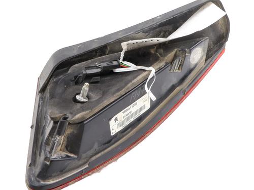 Used Right tailgate light Right tailgate light PEUGEOT 3008 I MPV (0U_) 1.6 BlueHDi 120 (120 hp) 30646073 30646073