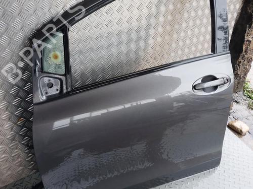 Used Left front door TOYOTA YARIS (_P9_) 1.4 D-4D (NLP90_, NLP90R) (90 hp) 24241915