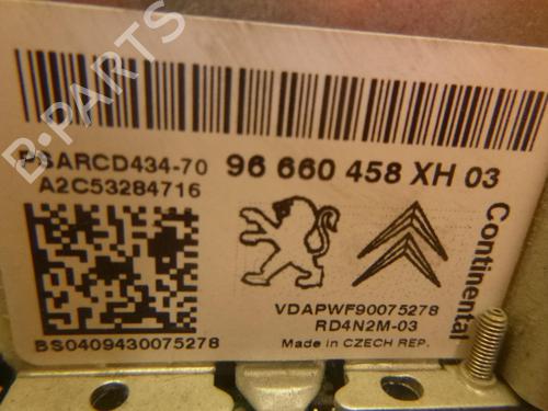 Used Radio Radio PEUGEOT 308 SW I (4E_, 4H_) 1.6 HDi (90 hp) 24242124 24242124