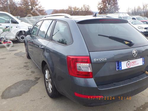 Used Parts SKODA OCTAVIA III Combi (5E5, 5E6) 1.6 TDI 2384645