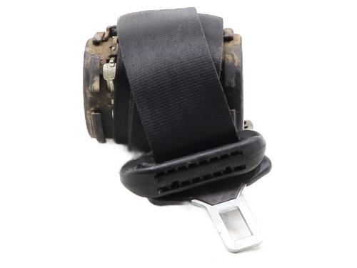 front-right-seatbelt-bluecar-bluesummer-convertible-2015-30548377 main image