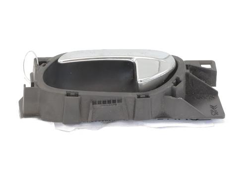 Front left interior door handle CITROËN C3 II (SC_) 1.4 HDi 70 (SC8HZC, SC8HR0, SC8HP4) | BP26176645I13 - Image 3