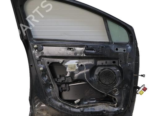Left front door PEUGEOT 5008 (0U_, 0E_) 1.6 HDi | BP32145595C2