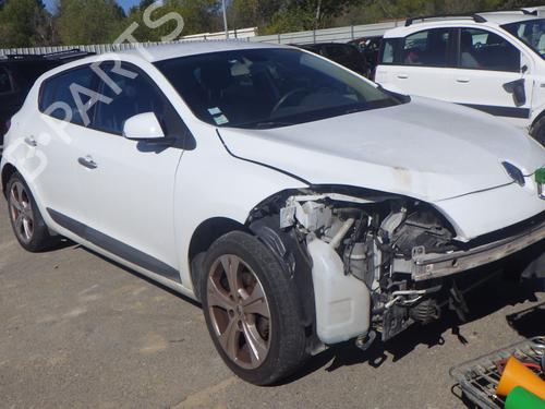 Brugte RENAULT MEGANE III Hatchback (BZ0/1_, B3_) 1.5 dCi (BZ09, BZ0D, BZ1W, BZ29, BZ14) (110 hp) 4346026