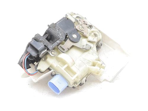Used Front left lock VW POLO IV (9N_, 9A_) 1.2 12V (64 hp) 29161635
