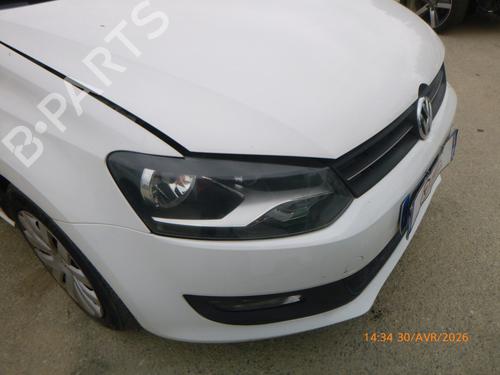 Used Right headlight Right headlight VW POLO V (6R1, 6C1) 1.2 TDI (75 hp) 35804969 35804969