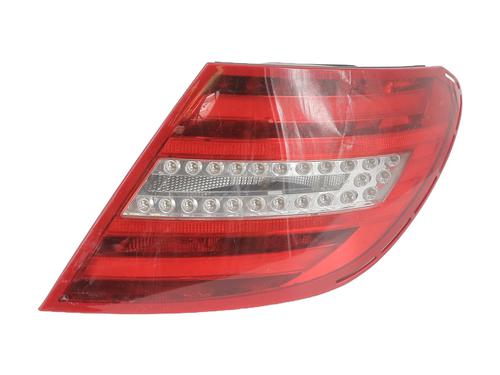 Used Right taillight MERCEDES-BENZ C-CLASS (W204) C 200 CDI (204.001) (136 hp) 24826913