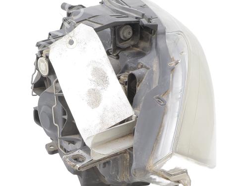 Right headlight BMW 1 (E81) 118 d | BP28217954C29 