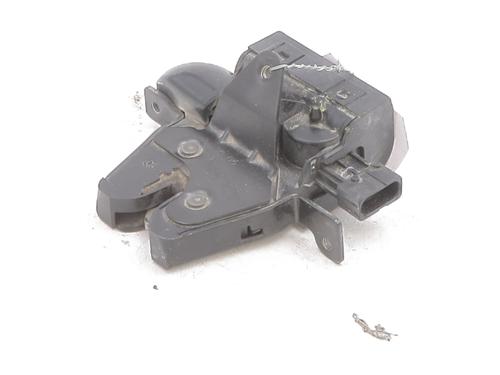 Used Tailgate lock SAAB 9-3 (YS3F, E79, D79, D75) 1.9 TiD (150 hp) 27593677